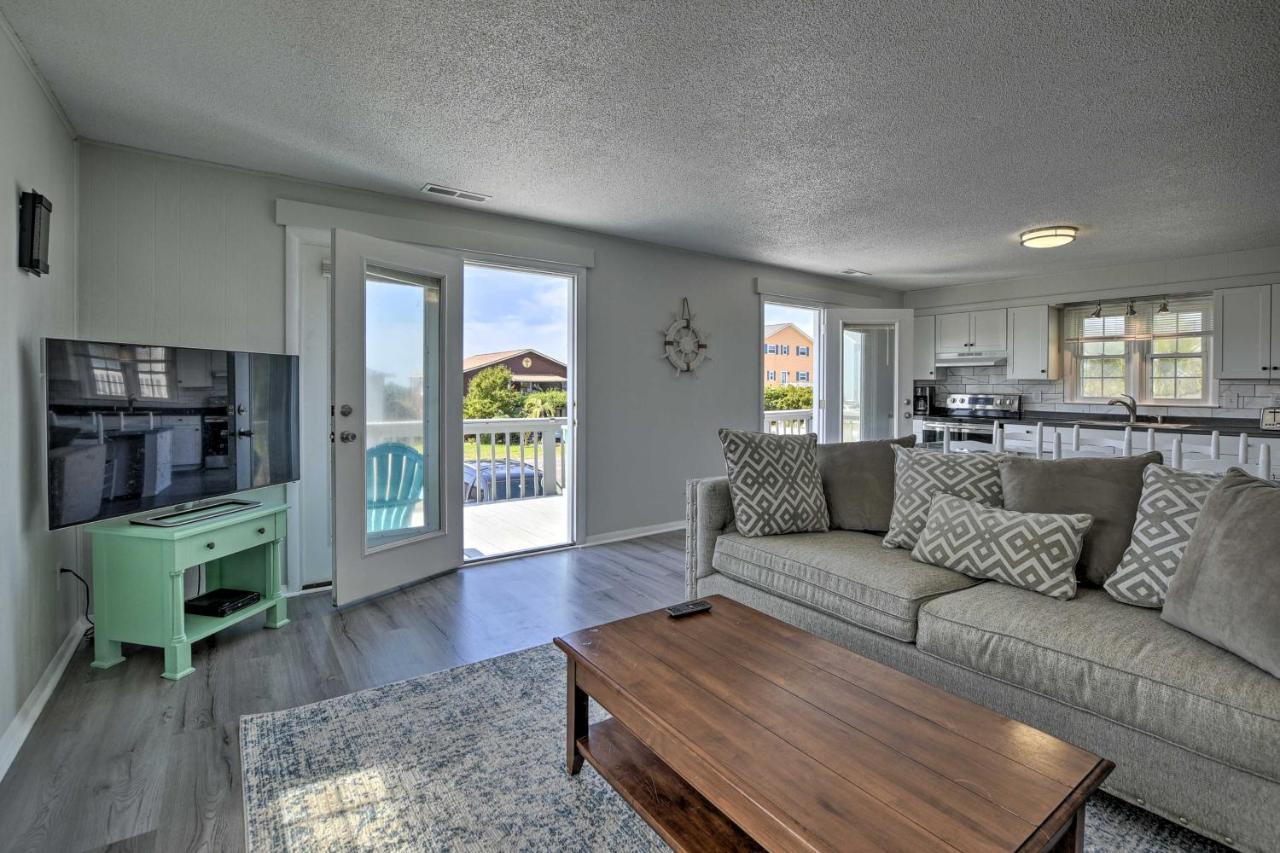 Oak Island Beach Abode With Deck Walk To Shore! Екстериор снимка